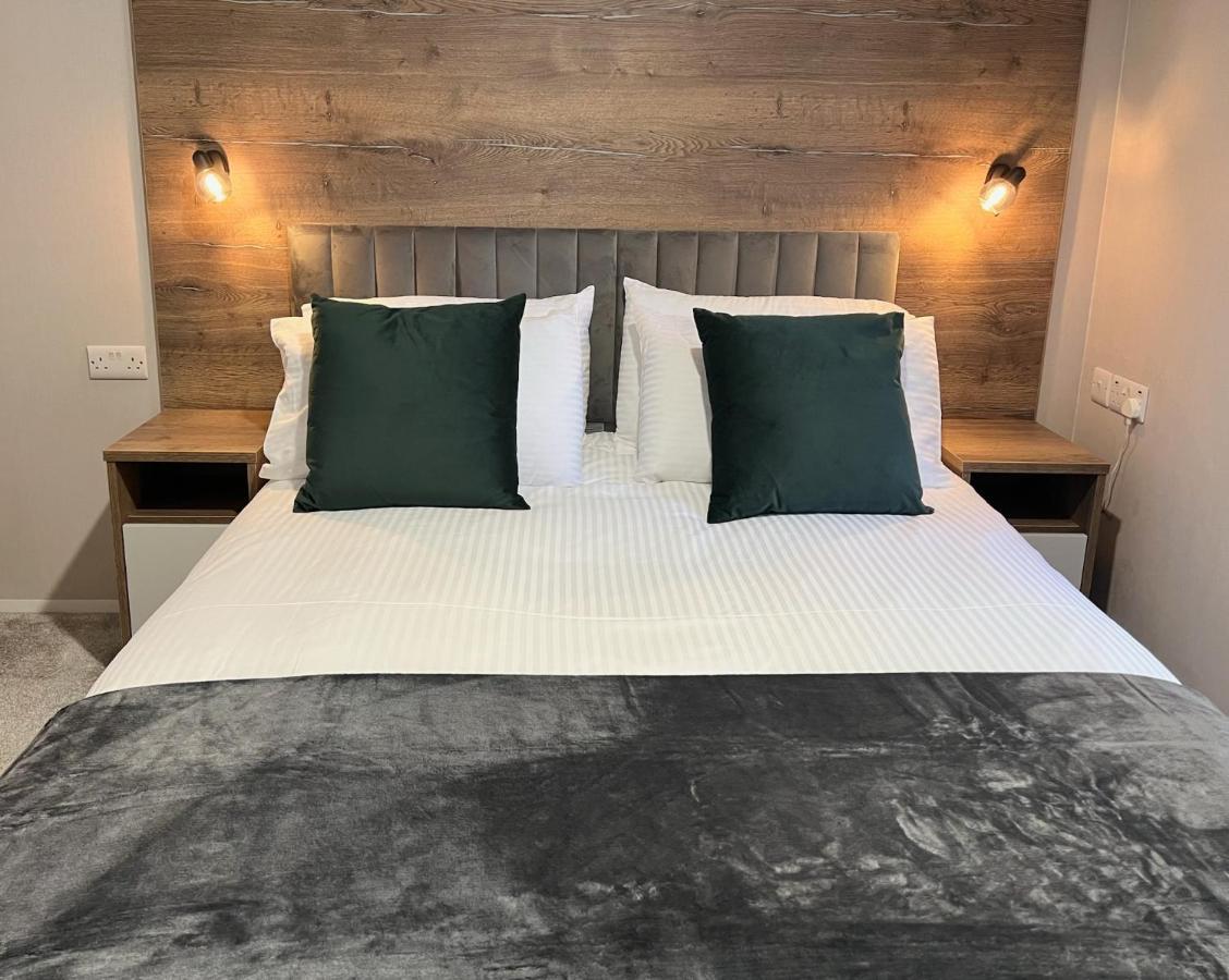 Silver Birch Lodge อาวีมอร์ ภายนอก รูปภาพ